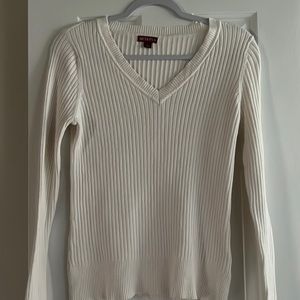 Pre-loved Merona Ribbed VNeck Sweater in Size L